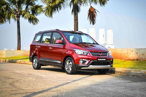 Harga Mobil Wuling Confero di Medan